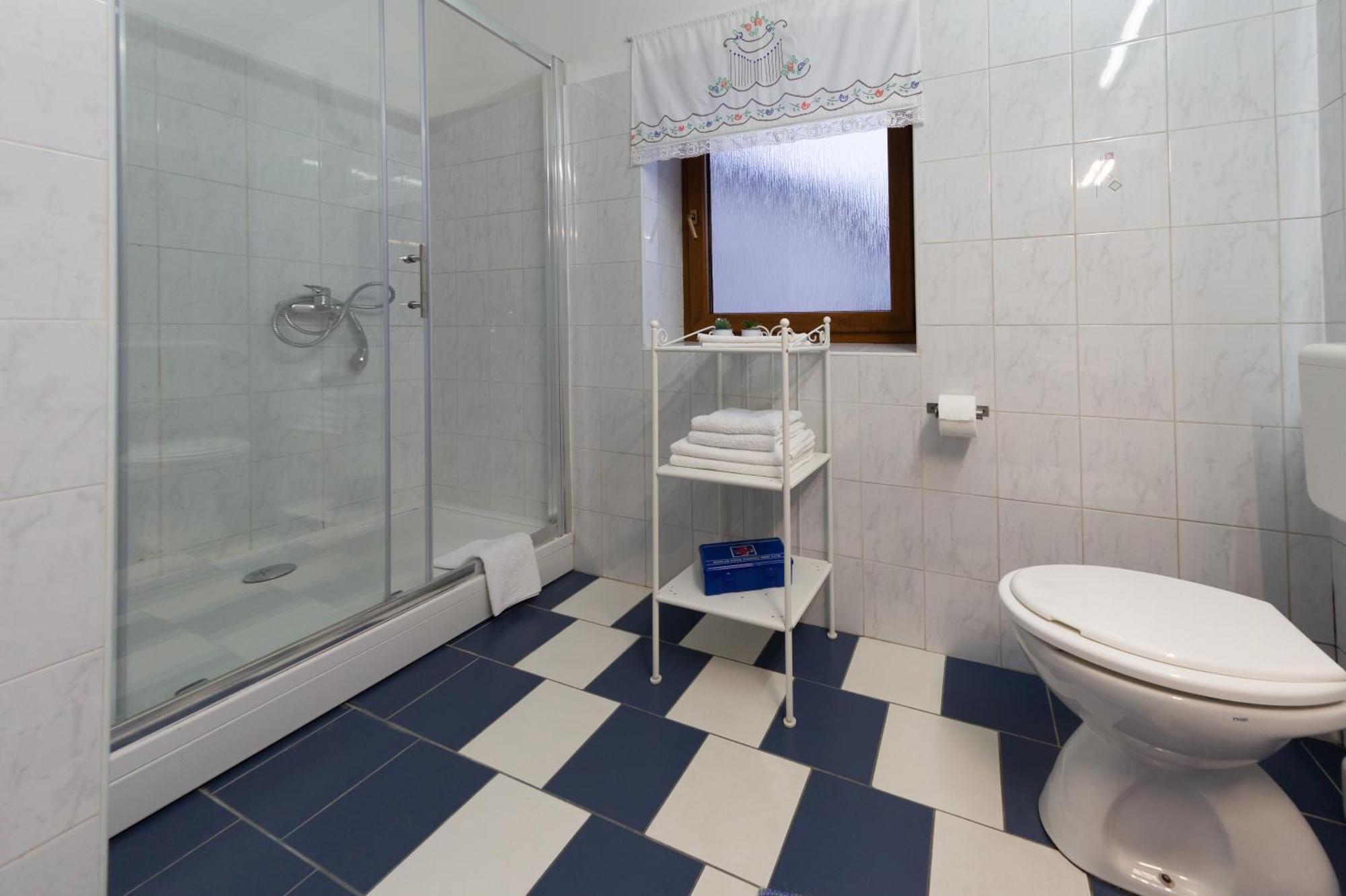 Apartments Paradiso Otocac Phòng bức ảnh