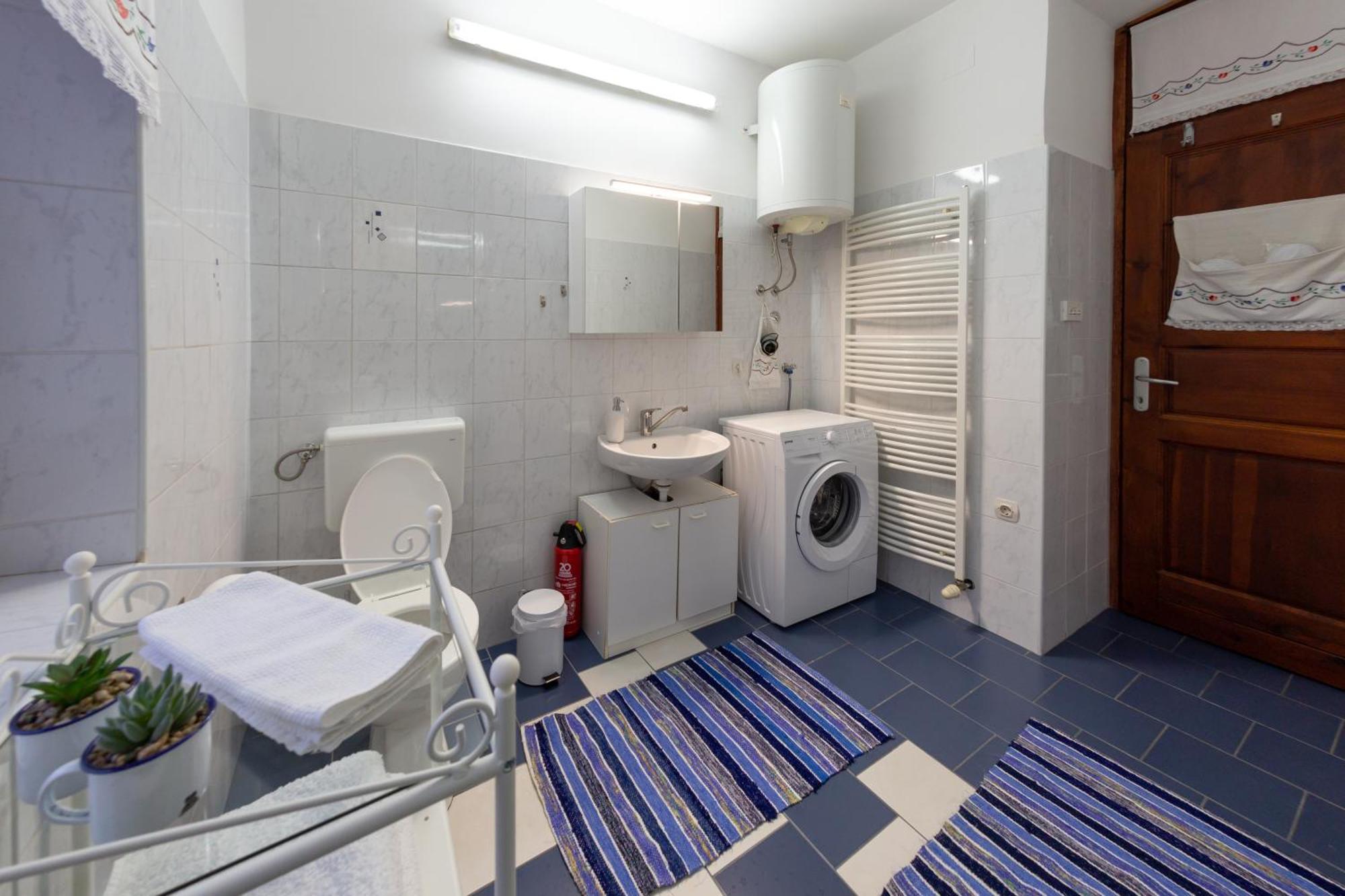 Apartments Paradiso Otocac Phòng bức ảnh